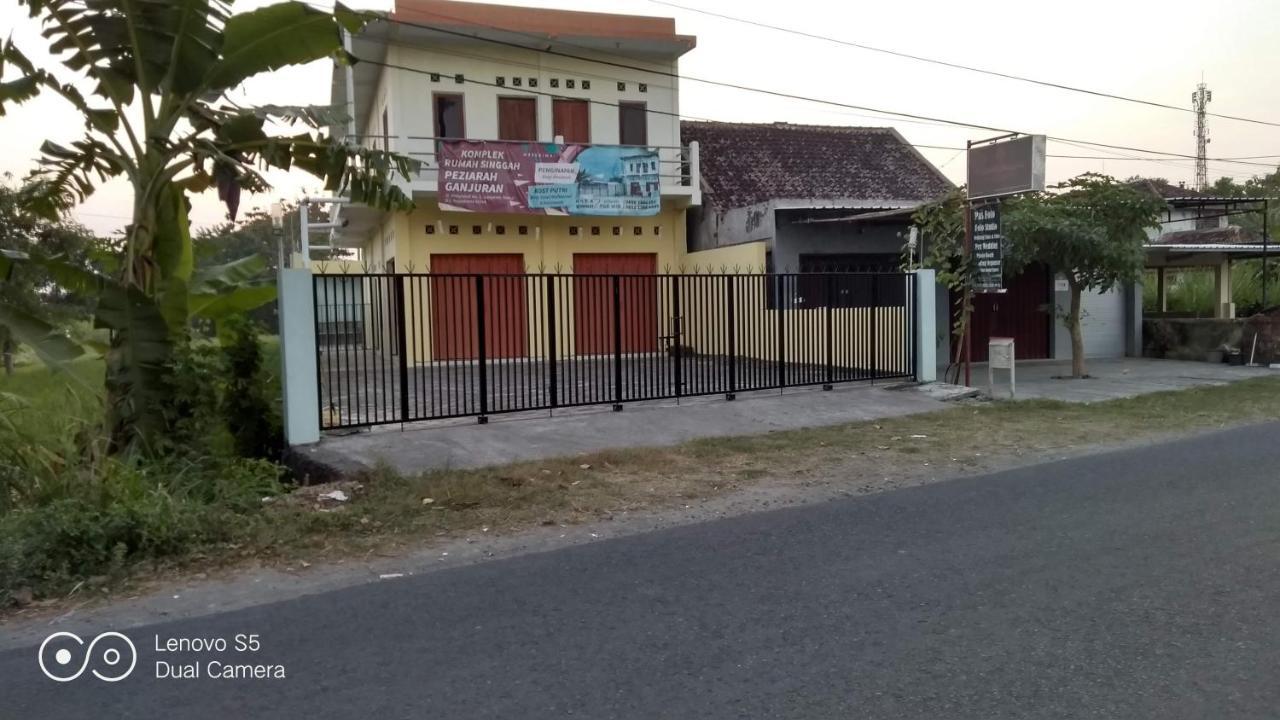Spot On 93020 Rumah Singgah Ganjuran Bantul Buitenkant foto