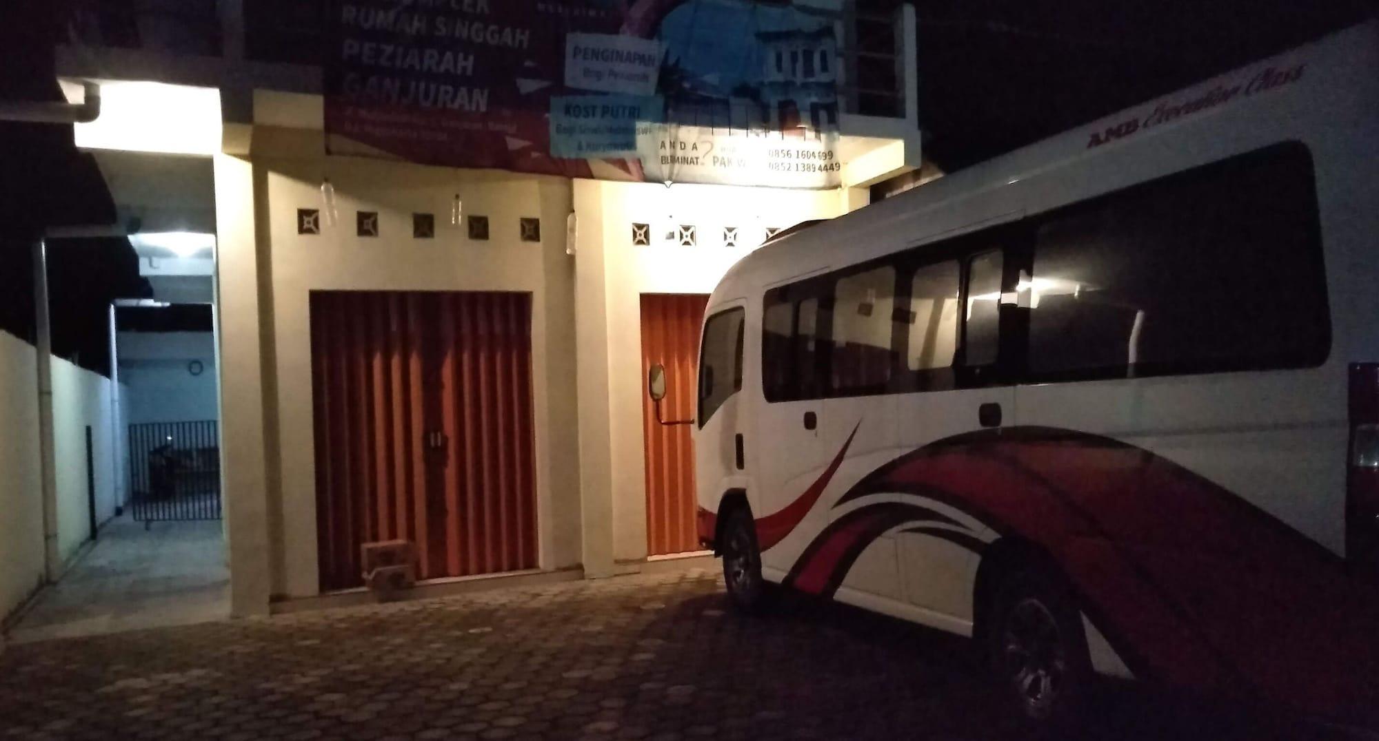 Spot On 93020 Rumah Singgah Ganjuran Bantul Buitenkant foto