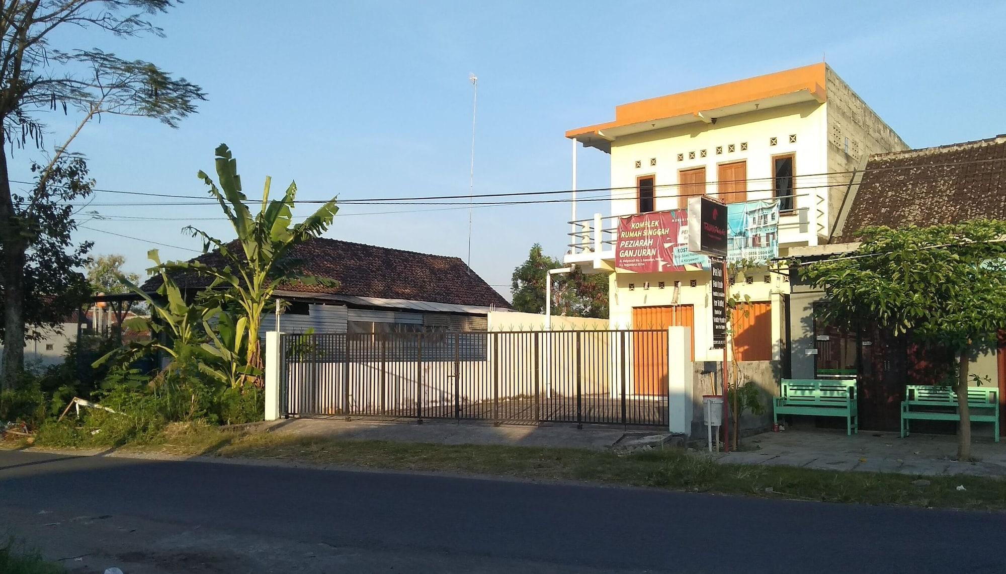 Spot On 93020 Rumah Singgah Ganjuran Bantul Buitenkant foto