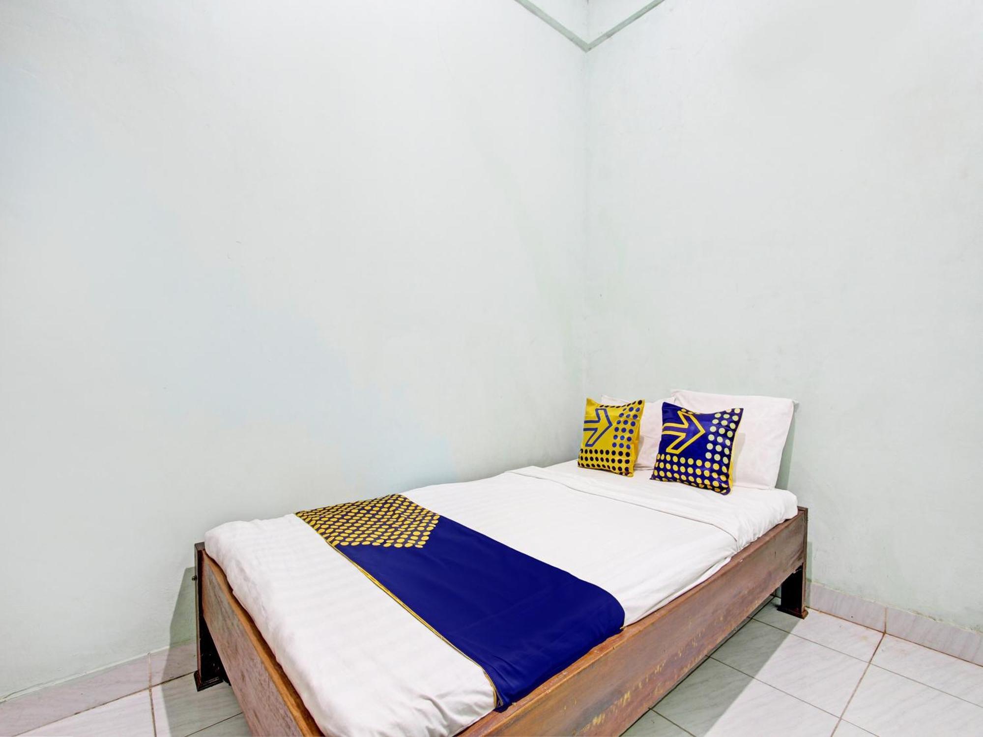 Spot On 93020 Rumah Singgah Ganjuran Bantul Buitenkant foto