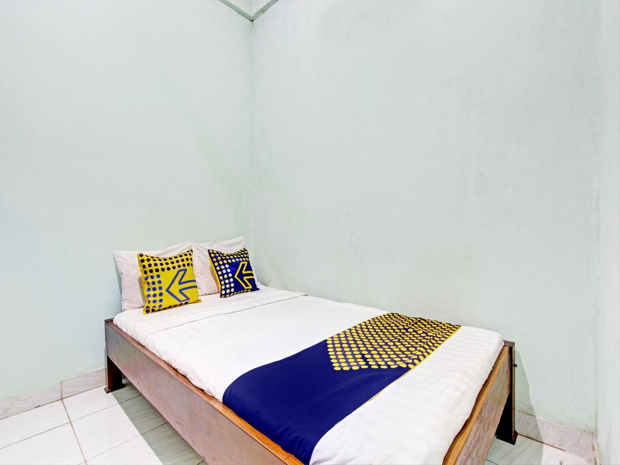 Spot On 93020 Rumah Singgah Ganjuran Bantul Buitenkant foto