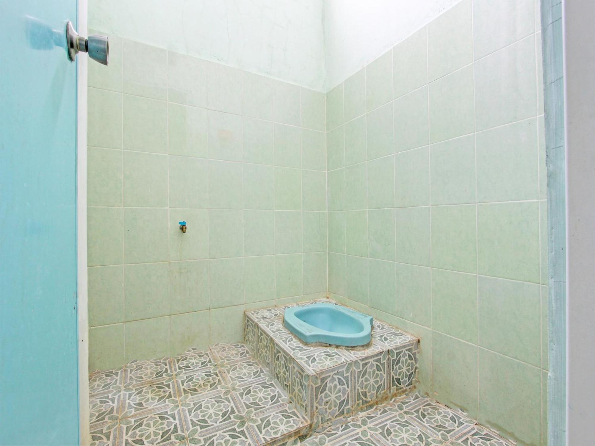 Spot On 93020 Rumah Singgah Ganjuran Bantul Buitenkant foto
